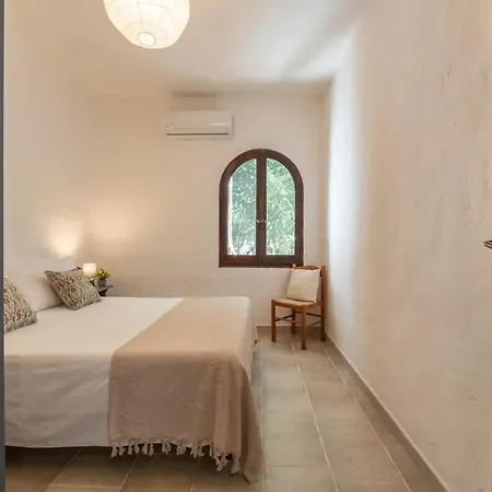 Ambra - 3 Minute Sea & Private Garden